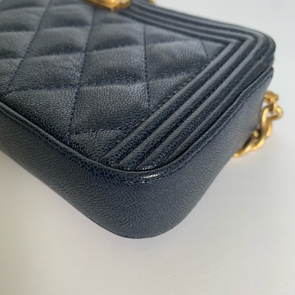 CHANEL Boy Wallet on Chain - Picture 7 of 15